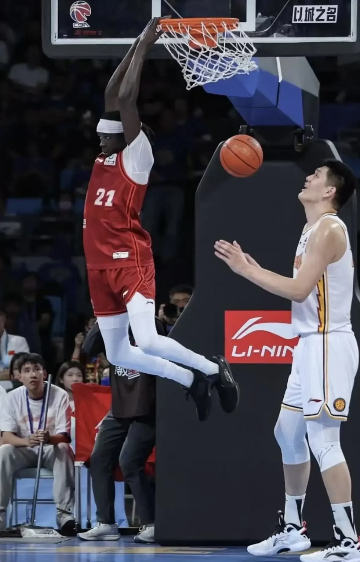 aoa体育体育网页版-北京队在主场神奇扭转，引来掌声不绝