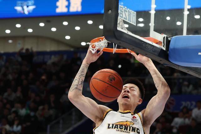 赣州男篮逆转胜利，豪取胜利