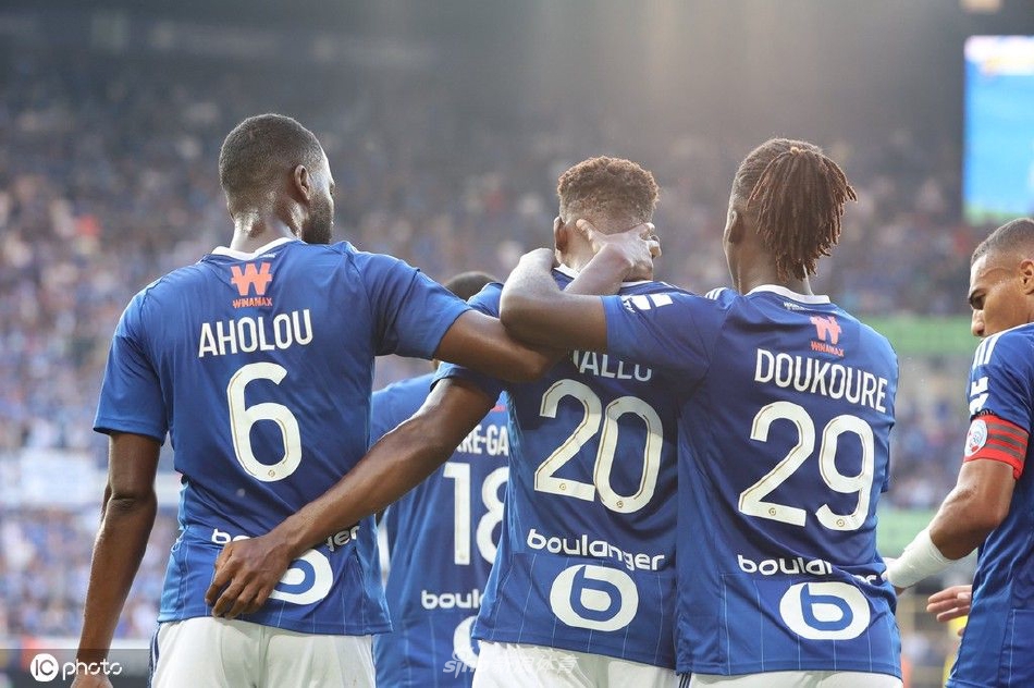 aoa体育体育网页版登录入口-关于兰斯击败昂热，夺得重要胜利的信息