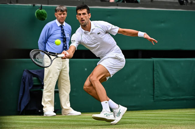 联赛决战一触即发,精英球员挑战极限的简单介绍 联赛决战一触即发,精英球员挑战极限的简单介绍